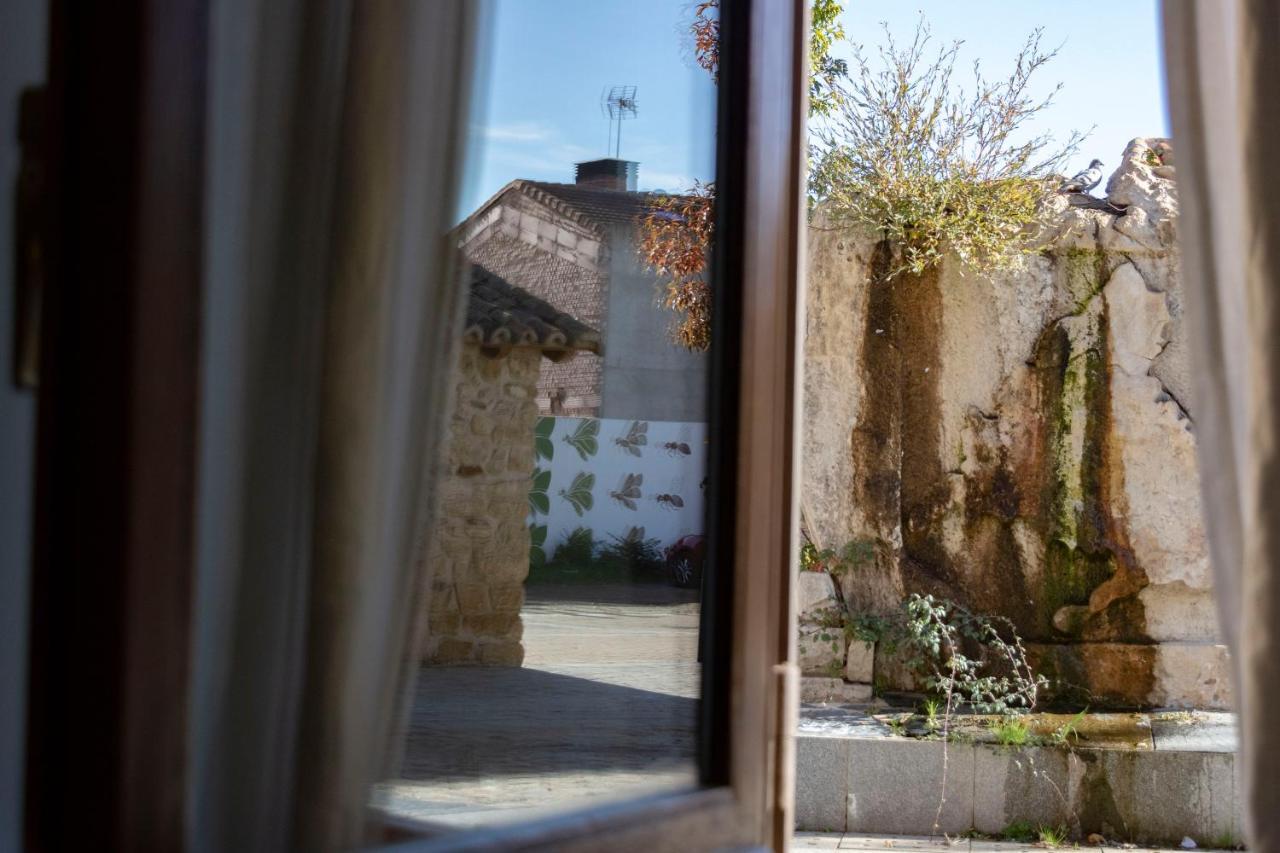 Hotel Rural Luna Llena Torremocha de Jarama Exterior foto